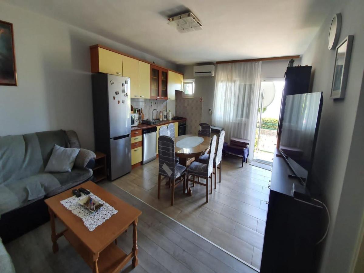 Apartment Miro Kaštela 外观 照片